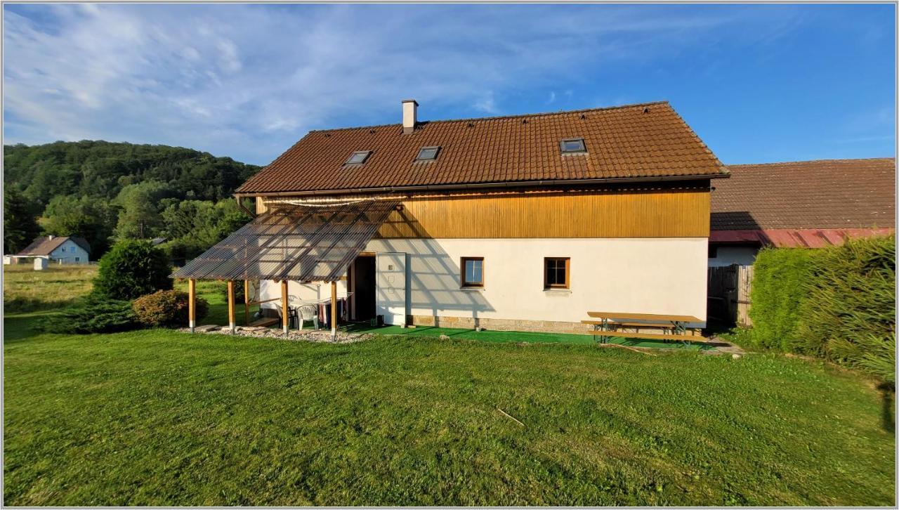 Apartmany Janovice Jívka Zewnętrze zdjęcie