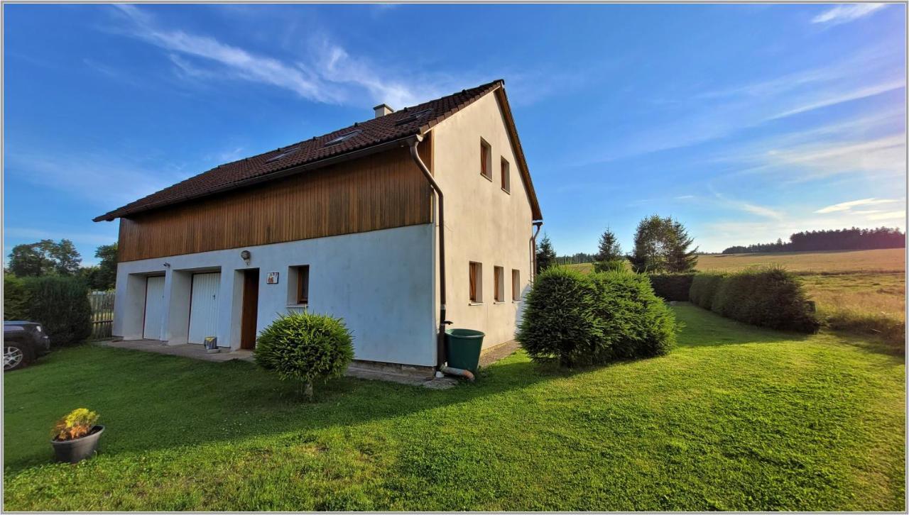 Apartmany Janovice Jívka Zewnętrze zdjęcie