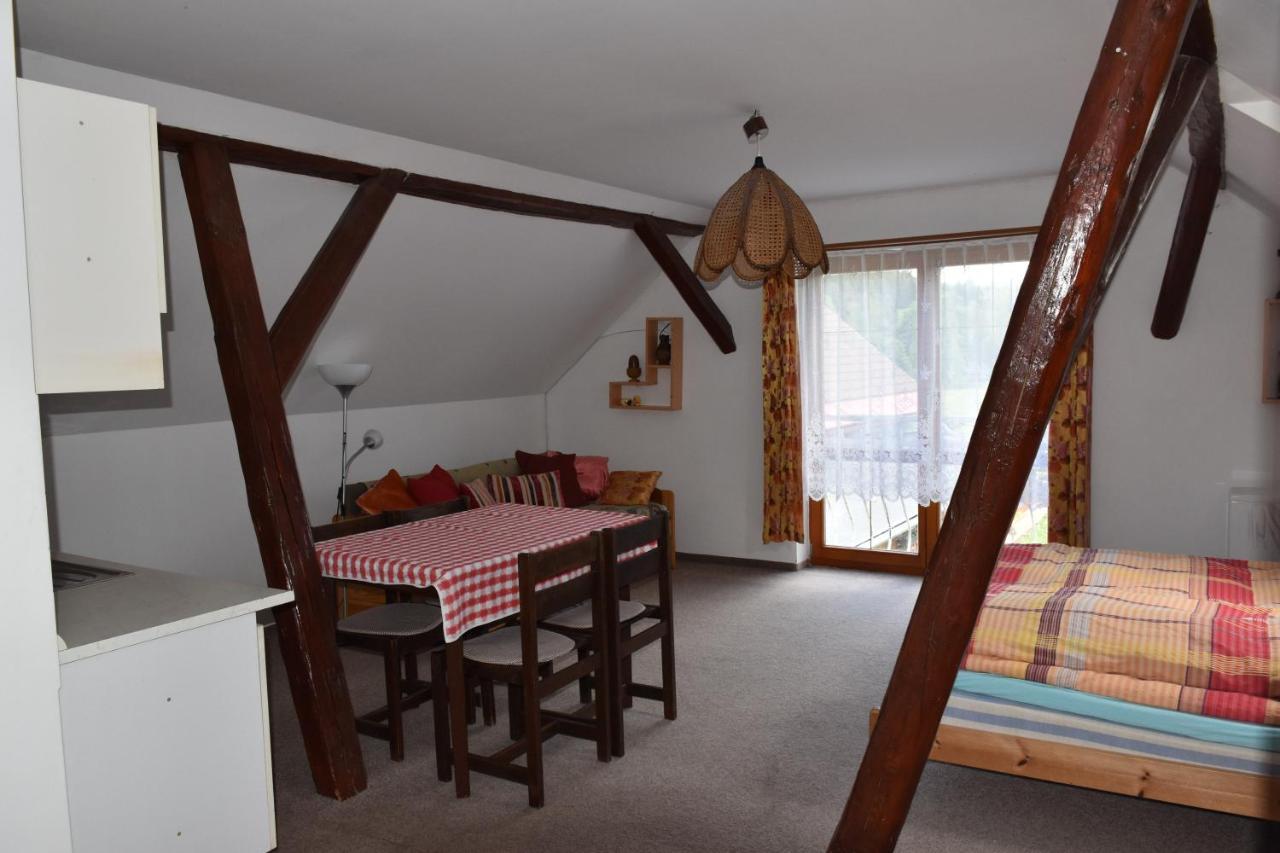 Apartmany Janovice Jívka Zewnętrze zdjęcie
