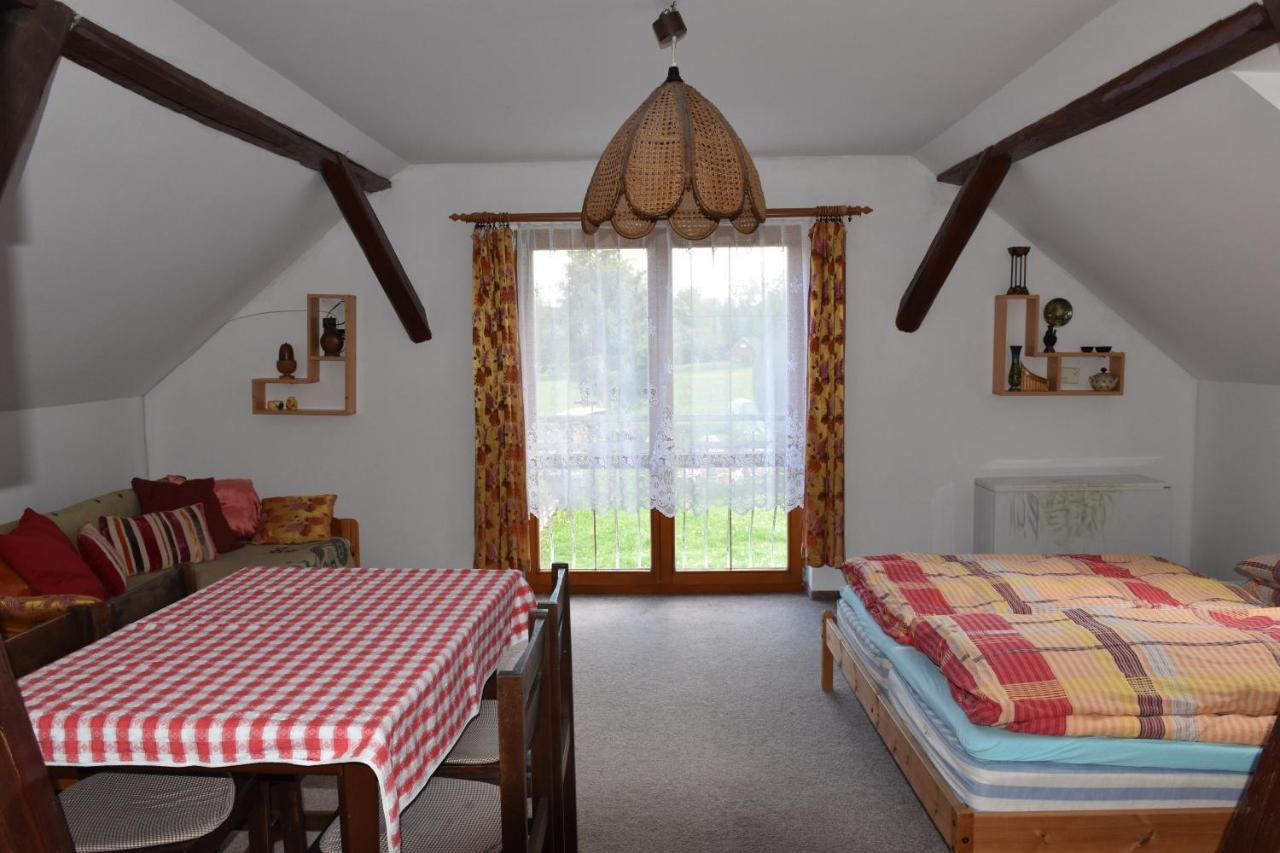 Apartmany Janovice Jívka Zewnętrze zdjęcie
